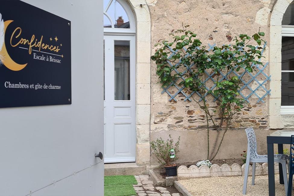 Bed and Breakfast Confidences Escale A Brissac Екстер'єр фото