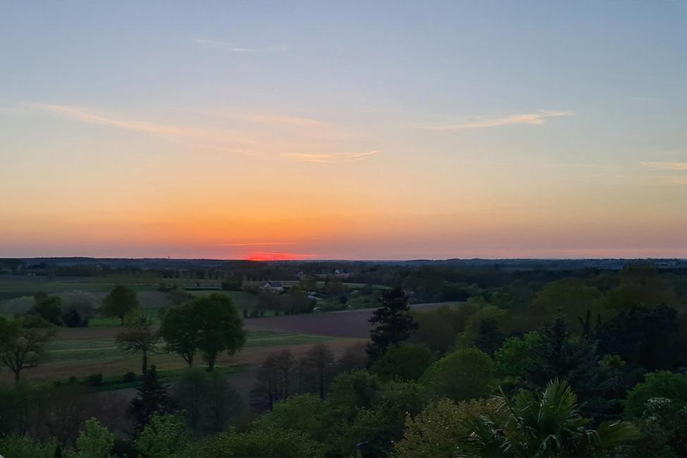 Bed and Breakfast Confidences Escale A Brissac Екстер'єр фото