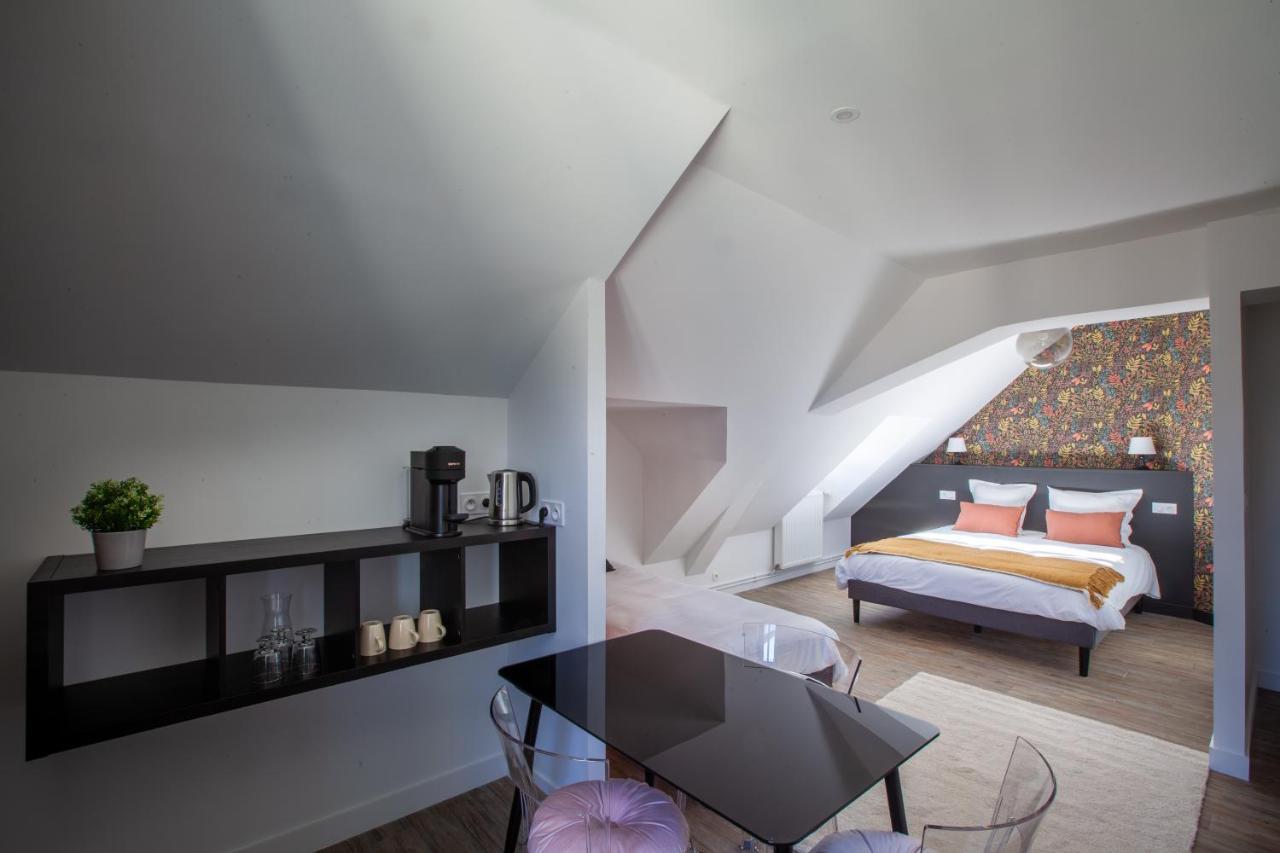 Bed and Breakfast Confidences Escale A Brissac Екстер'єр фото