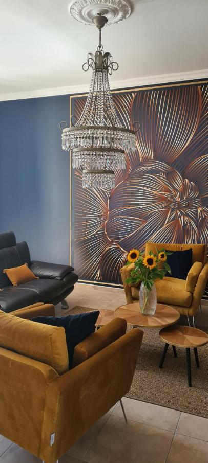 Bed and Breakfast Confidences Escale A Brissac Екстер'єр фото