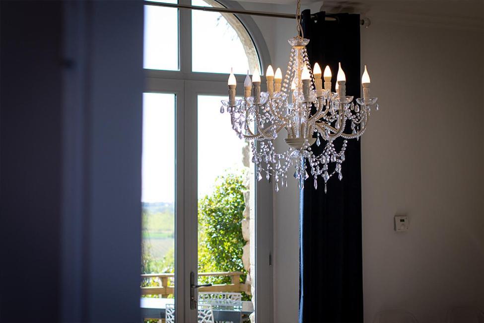 Bed and Breakfast Confidences Escale A Brissac Екстер'єр фото