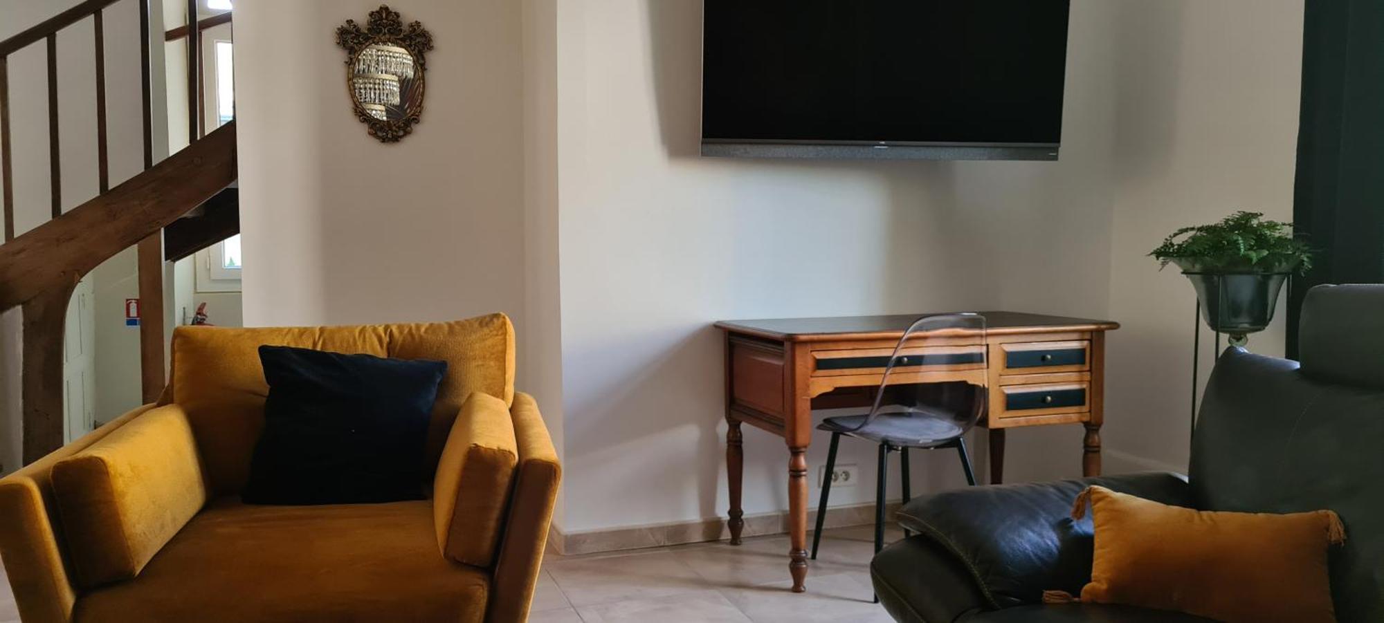 Bed and Breakfast Confidences Escale A Brissac Екстер'єр фото