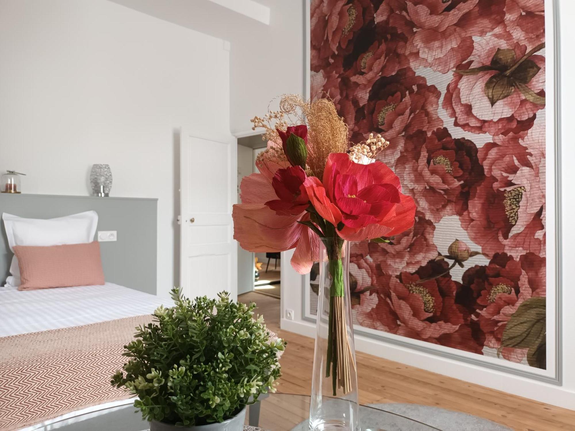 Bed and Breakfast Confidences Escale A Brissac Екстер'єр фото