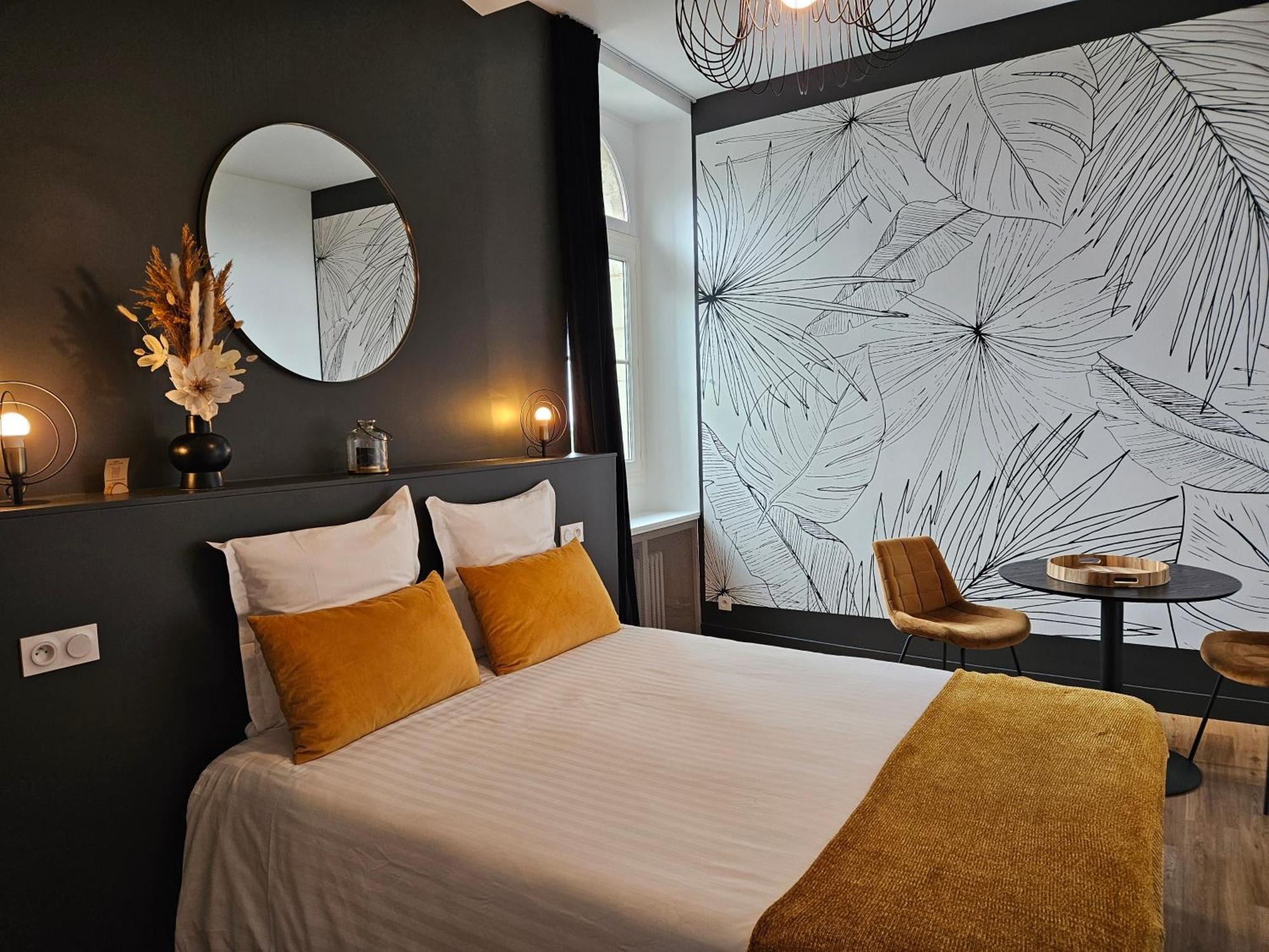 Bed and Breakfast Confidences Escale A Brissac Екстер'єр фото